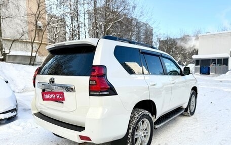 Toyota Land Cruiser Prado 150 рестайлинг 2, 2017 год, 4 500 000 рублей, 5 фотография