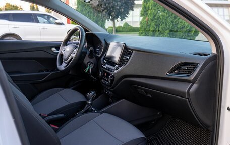 Hyundai Solaris II рестайлинг, 2021 год, 1 435 000 рублей, 21 фотография