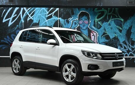Volkswagen Tiguan I, 2015 год, 1 435 000 рублей, 2 фотография