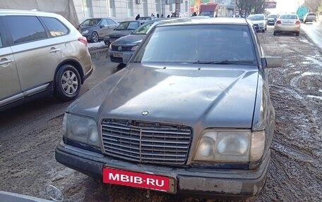 Mercedes-Benz E-Класс, 1992 год, 180 000 рублей, 1 фотография