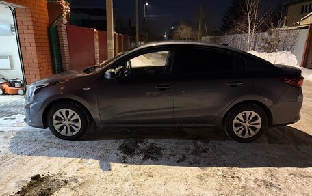 KIA Rio IV, 2021 год, 1 350 000 рублей, 2 фотография