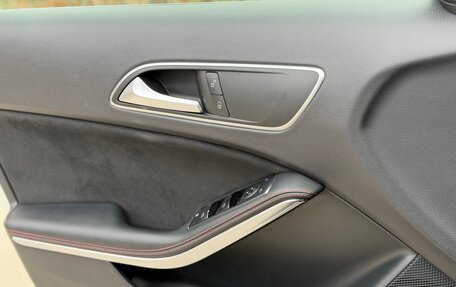 Mercedes-Benz GLA, 2014 год, 1 720 000 рублей, 32 фотография