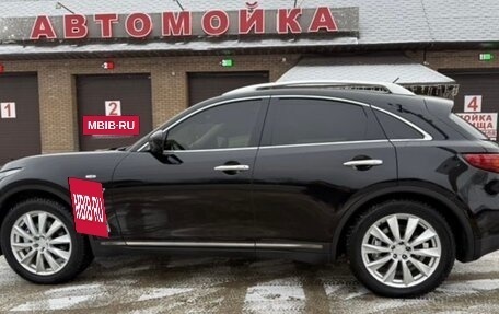 Infiniti QX70, 2013 год, 2 122 000 рублей, 3 фотография
