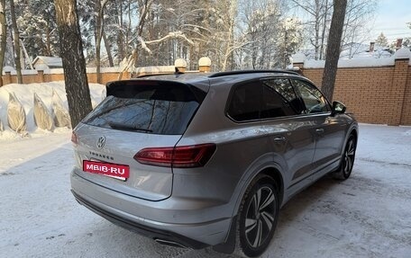 Volkswagen Touareg III, 2019 год, 4 500 000 рублей, 4 фотография