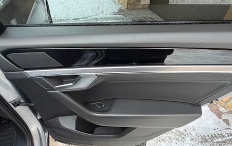 Volkswagen Touareg III, 2019 год, 4 500 000 рублей, 25 фотография