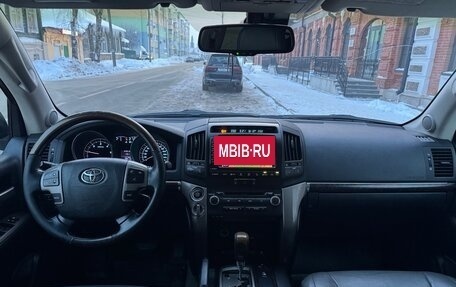 Toyota Land Cruiser 200, 2008 год, 2 400 000 рублей, 12 фотография