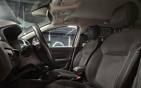 Renault Duster, 2022 год, 1 850 000 рублей, 11 фотография