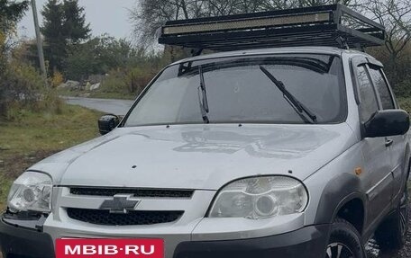 Chevrolet Niva I рестайлинг, 2010 год, 475 000 рублей, 3 фотография