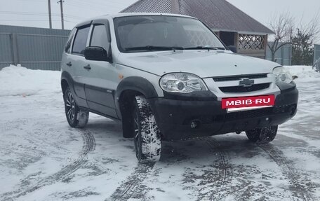 Chevrolet Niva I рестайлинг, 2010 год, 475 000 рублей, 6 фотография