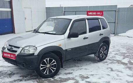 Chevrolet Niva I рестайлинг, 2010 год, 475 000 рублей, 11 фотография