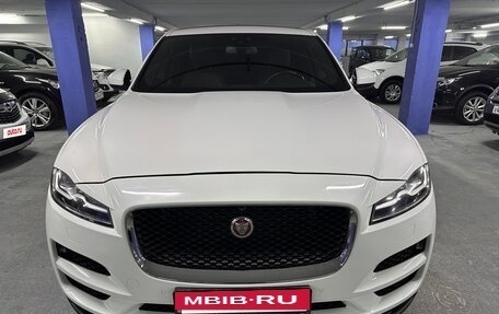 Jaguar F-Pace, 2016 год, 2 175 000 рублей, 2 фотография