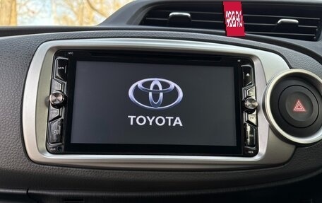 Toyota Vitz, 2014 год, 915 000 рублей, 17 фотография