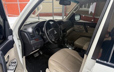 Mitsubishi Pajero IV, 2014 год, 1 800 000 рублей, 7 фотография