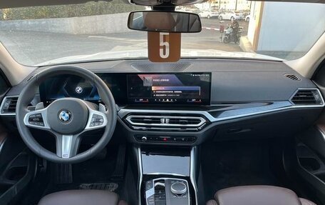 BMW 3 серия, 2022 год, 2 921 000 рублей, 16 фотография