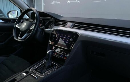 Volkswagen Passat B8 рестайлинг, 2021 год, 2 468 400 рублей, 9 фотография