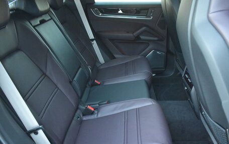 Porsche Cayenne III, 2025 год, 19 900 000 рублей, 16 фотография