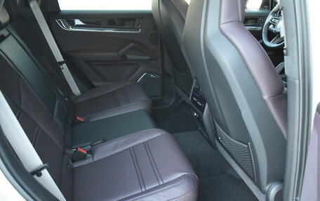 Porsche Cayenne III, 2025 год, 19 900 000 рублей, 17 фотография