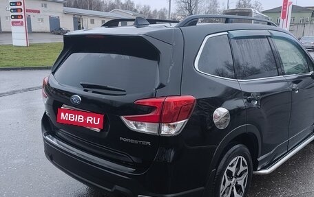 Subaru Forester, 2018 год, 2 850 000 рублей, 4 фотография