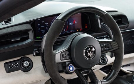 Maserati MC20, 2023 год, 22 030 000 рублей, 15 фотография