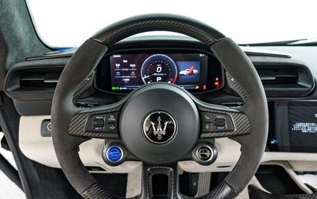 Maserati MC20, 2023 год, 22 030 000 рублей, 16 фотография