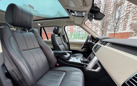 Land Rover Range Rover IV рестайлинг, 2017 год, 4 370 000 рублей, 5 фотография