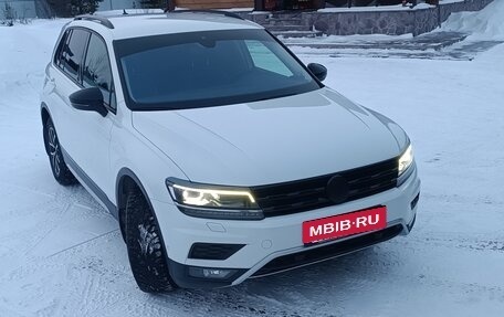 Volkswagen Tiguan II, 2019 год, 2 740 000 рублей, 5 фотография