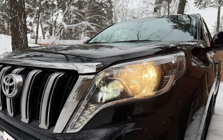 Toyota Land Cruiser Prado 150 рестайлинг 2, 2014 год, 3 400 000 рублей, 9 фотография