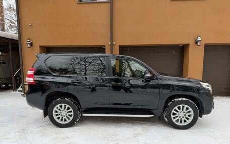 Toyota Land Cruiser Prado 150 рестайлинг 2, 2014 год, 3 400 000 рублей, 3 фотография
