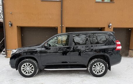 Toyota Land Cruiser Prado 150 рестайлинг 2, 2014 год, 3 400 000 рублей, 7 фотография