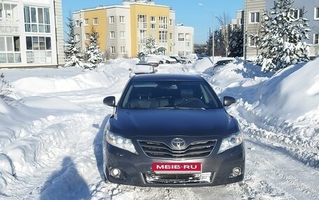 Toyota Camry, 2010 год, 1 300 000 рублей, 2 фотография