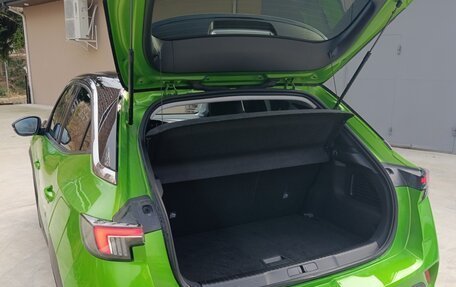 Opel Mokka, 2022 год, 2 350 000 рублей, 16 фотография