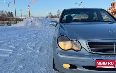 Mercedes-Benz C-Класс, 2003 год, 675 000 рублей, 4 фотография