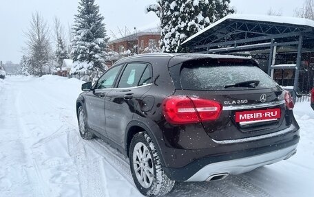 Mercedes-Benz GLA, 2016 год, 2 450 000 рублей, 10 фотография