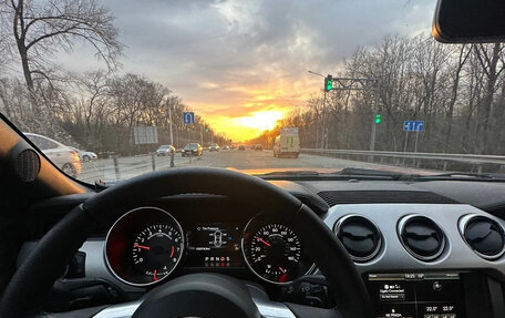 Ford Mustang VI рестайлинг, 2014 год, 2 699 000 рублей, 7 фотография