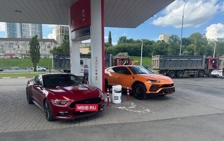 Ford Mustang VI рестайлинг, 2014 год, 2 699 000 рублей, 11 фотография