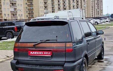 Mitsubishi Space Wagon III, 1993 год, 250 000 рублей, 3 фотография