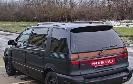 Mitsubishi Space Wagon III, 1993 год, 250 000 рублей, 4 фотография