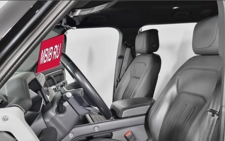 Land Rover Defender II, 2021 год, 4 500 000 рублей, 8 фотография