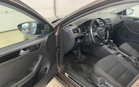 Volkswagen Jetta VI, 2018 год, 1 629 000 рублей, 7 фотография