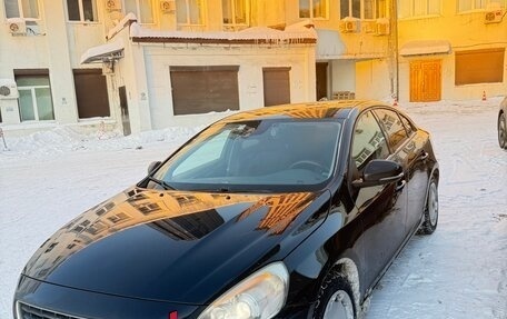 Volvo S60 III, 2011 год, 1 049 000 рублей, 2 фотография