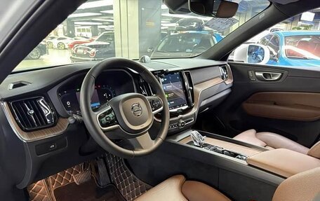 Volvo XC60 II, 2024 год, 5 050 000 рублей, 2 фотография