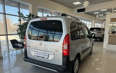 Peugeot Partner II рестайлинг 2, 2011 год, 487 000 рублей, 5 фотография