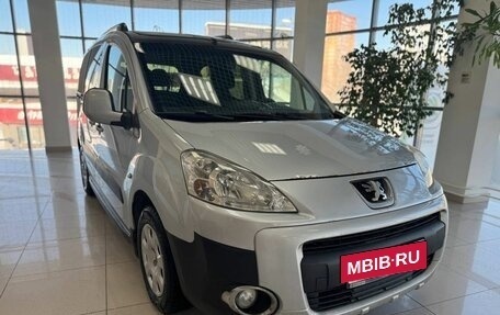 Peugeot Partner II рестайлинг 2, 2011 год, 487 000 рублей, 3 фотография