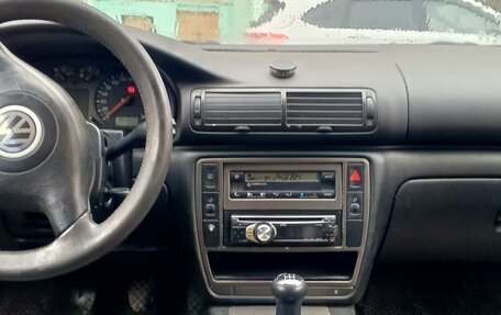 Volkswagen Passat B5+ рестайлинг, 1998 год, 375 000 рублей, 3 фотография