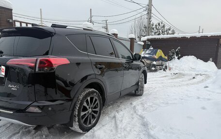 Toyota RAV4, 2015 год, 2 800 000 рублей, 3 фотография
