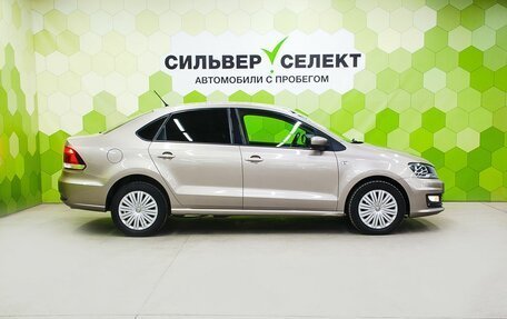 Volkswagen Polo VI (EU Market), 2015 год, 1 050 000 рублей, 8 фотография