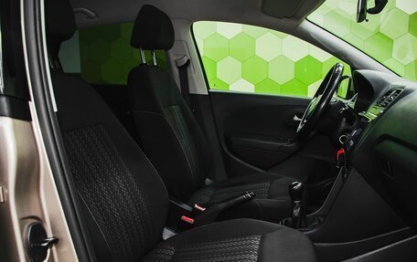 Volkswagen Polo VI (EU Market), 2015 год, 1 050 000 рублей, 11 фотография