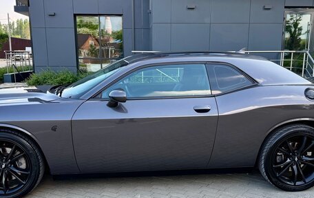 Dodge Challenger III рестайлинг 2, 2017 год, 2 990 000 рублей, 3 фотография