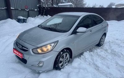 Hyundai Solaris II рестайлинг, 2012 год, 385 000 рублей, 1 фотография