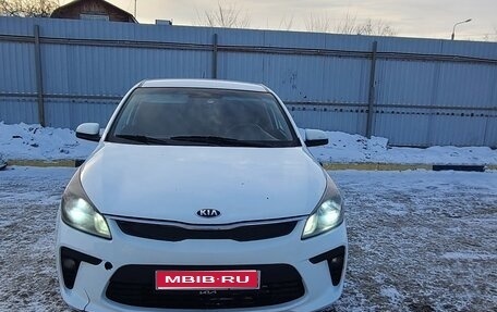 KIA Rio IV, 2017 год, 899 000 рублей, 1 фотография